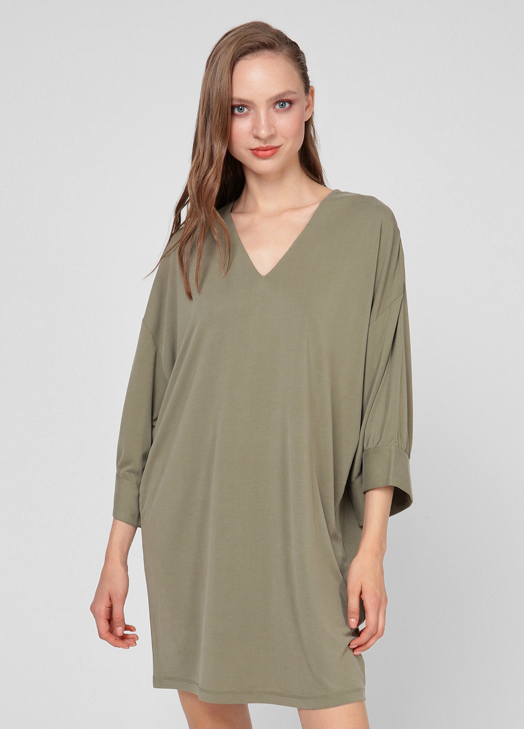 Оливковое (хаки) кэжуал платье оверсайз Replay однотонное