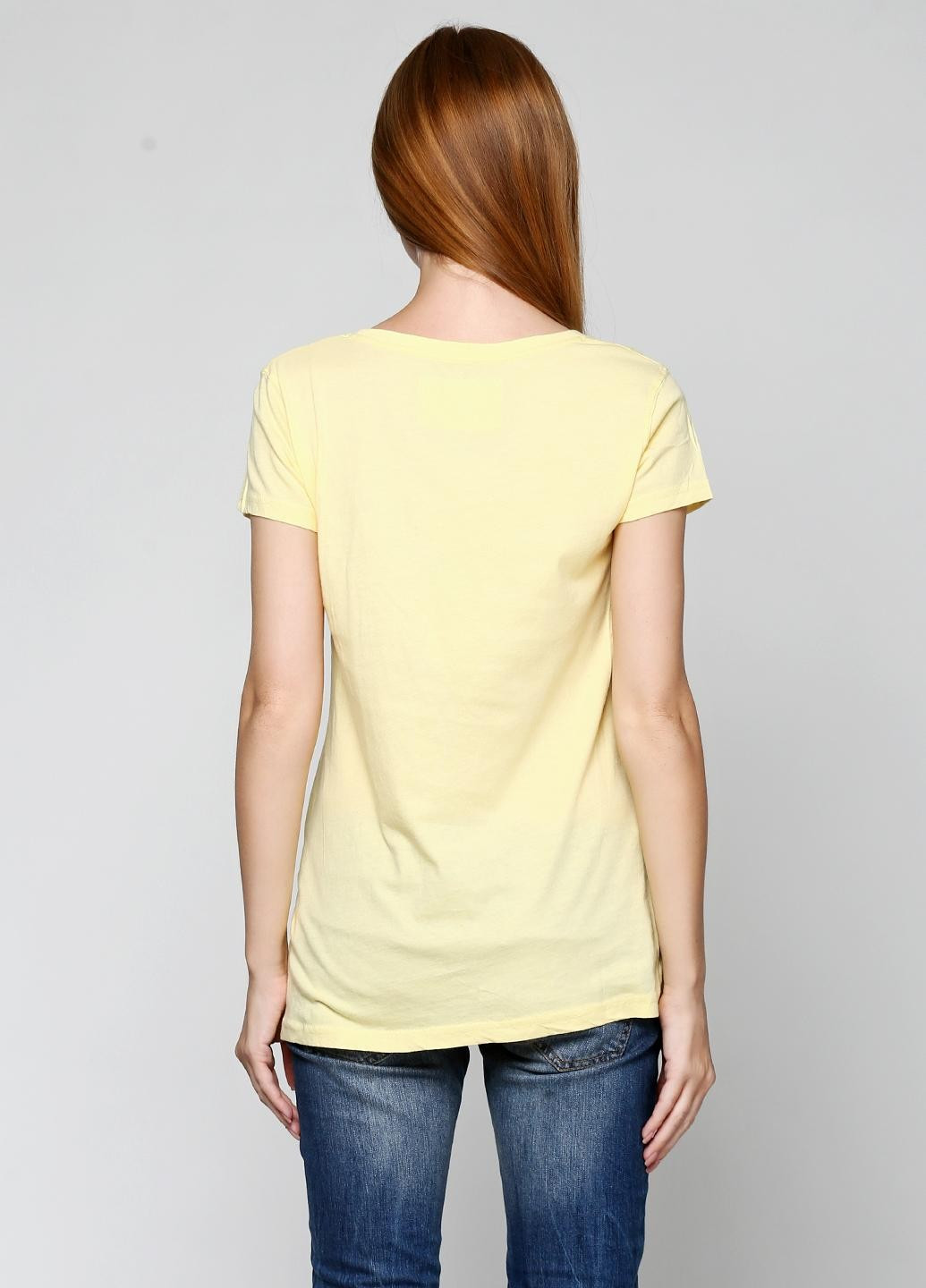 Светло-желтая летняя футболка Red Label