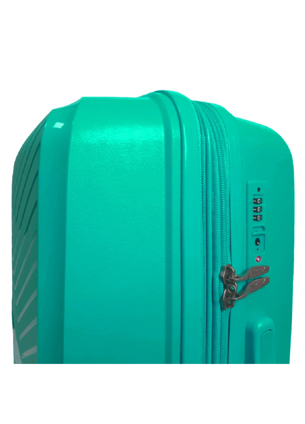 Чемодан пластиковый средний AIRTEX 280 (242540443)