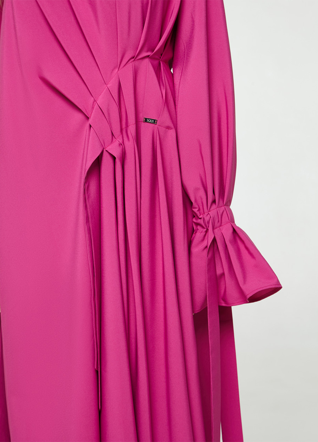 Фуксиновое (цвета Фуксия) кэжуал платье оверсайз Solh однотонное