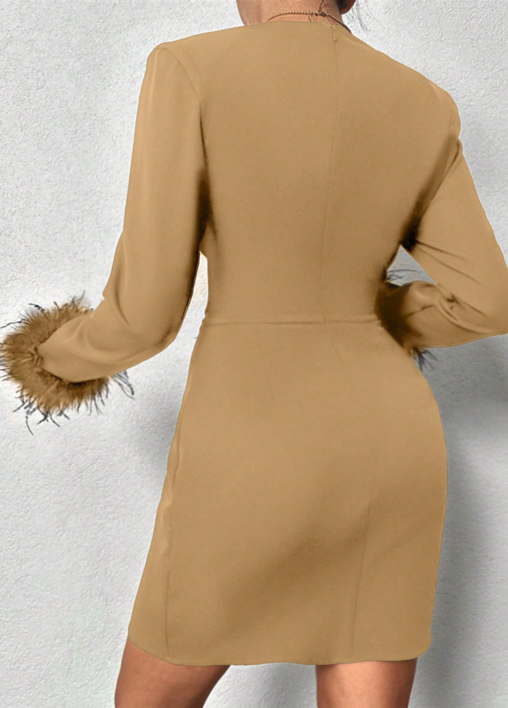 Песочное деловое, вечернее платье футляр SHEIN однотонное