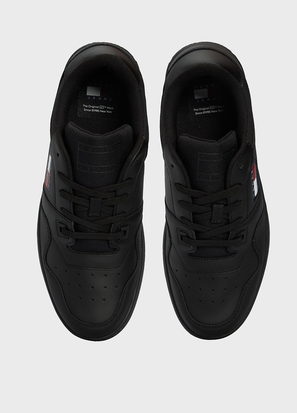Черные всесезонные кроссовки Tommy Jeans