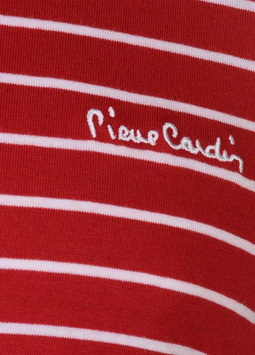 Красная футболка Pierre Cardin