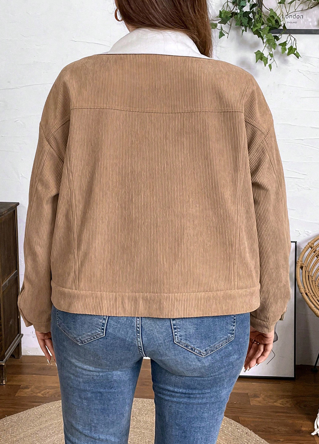 Бежева зимня куртка SHEIN