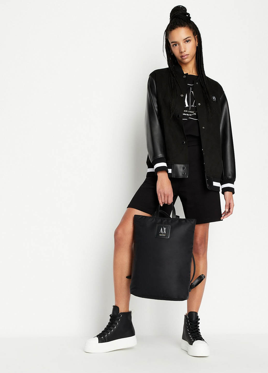 Шорти Armani Exchange (365688649)