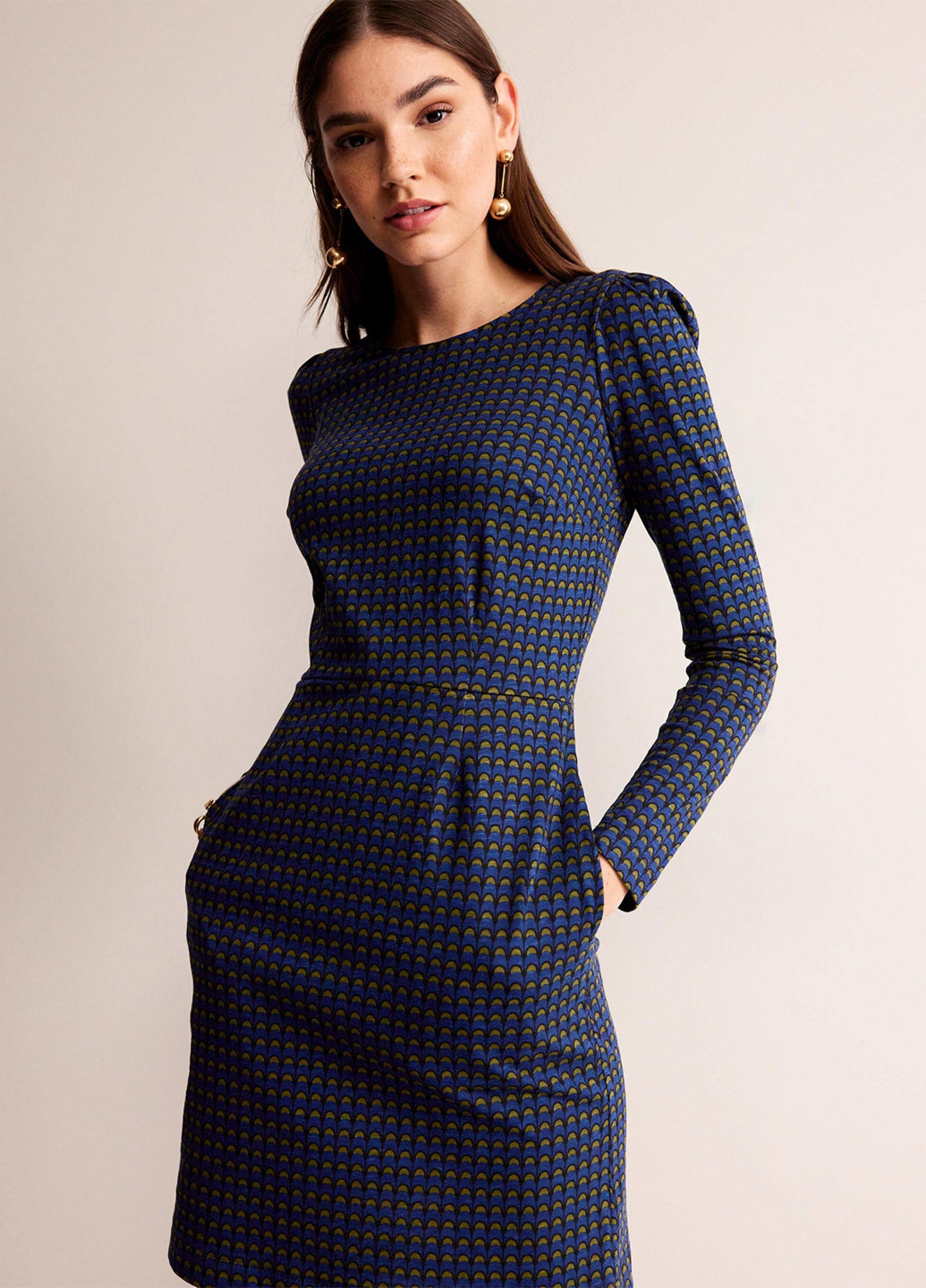 Темно-синее кэжуал платье футляр Boden с геометрическим узором