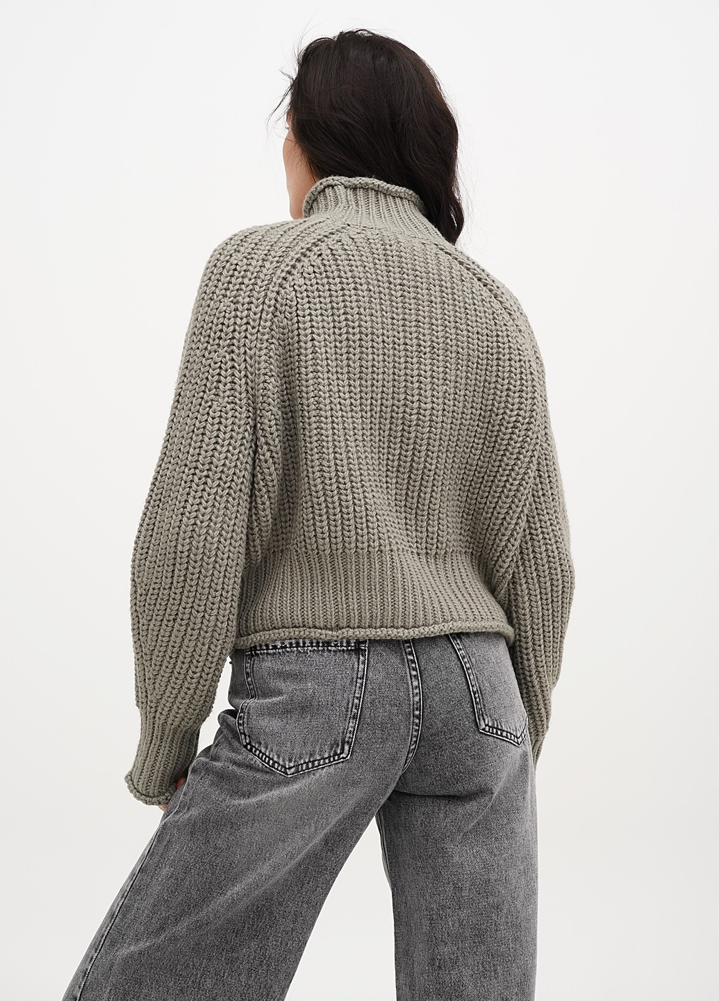 Сіро-бежевий зимовий светр H&M