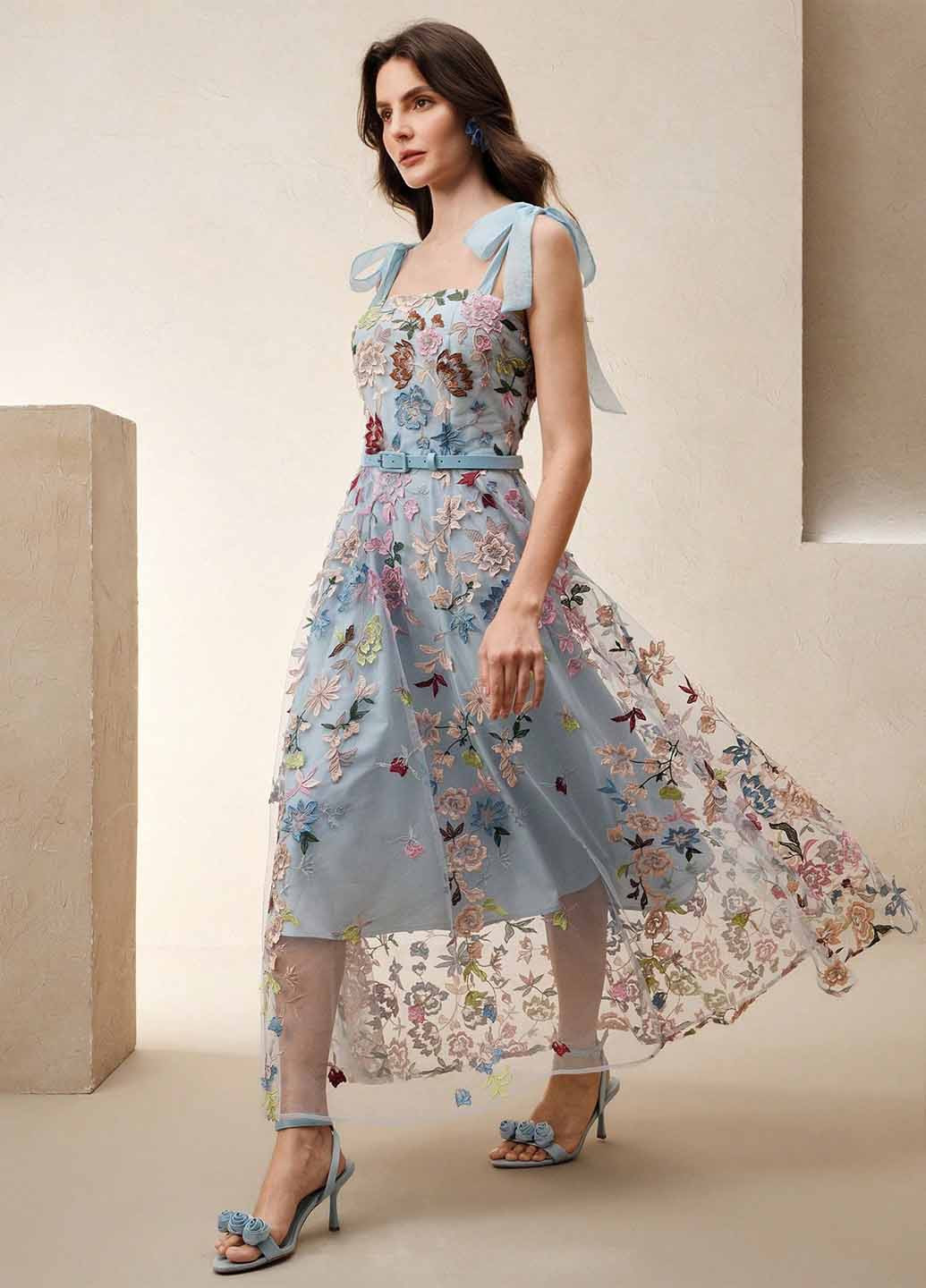 Світло-блакитна вечірня сукня з спідницею-сонце, з відкритою спиною SHEIN з квітковим принтом