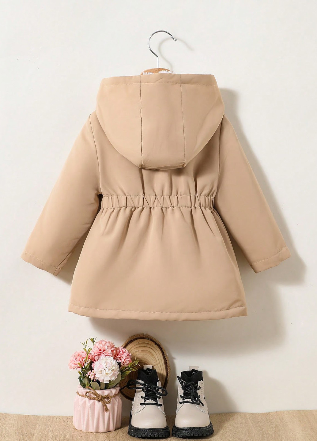 Бежева демісезонна куртка SHEIN