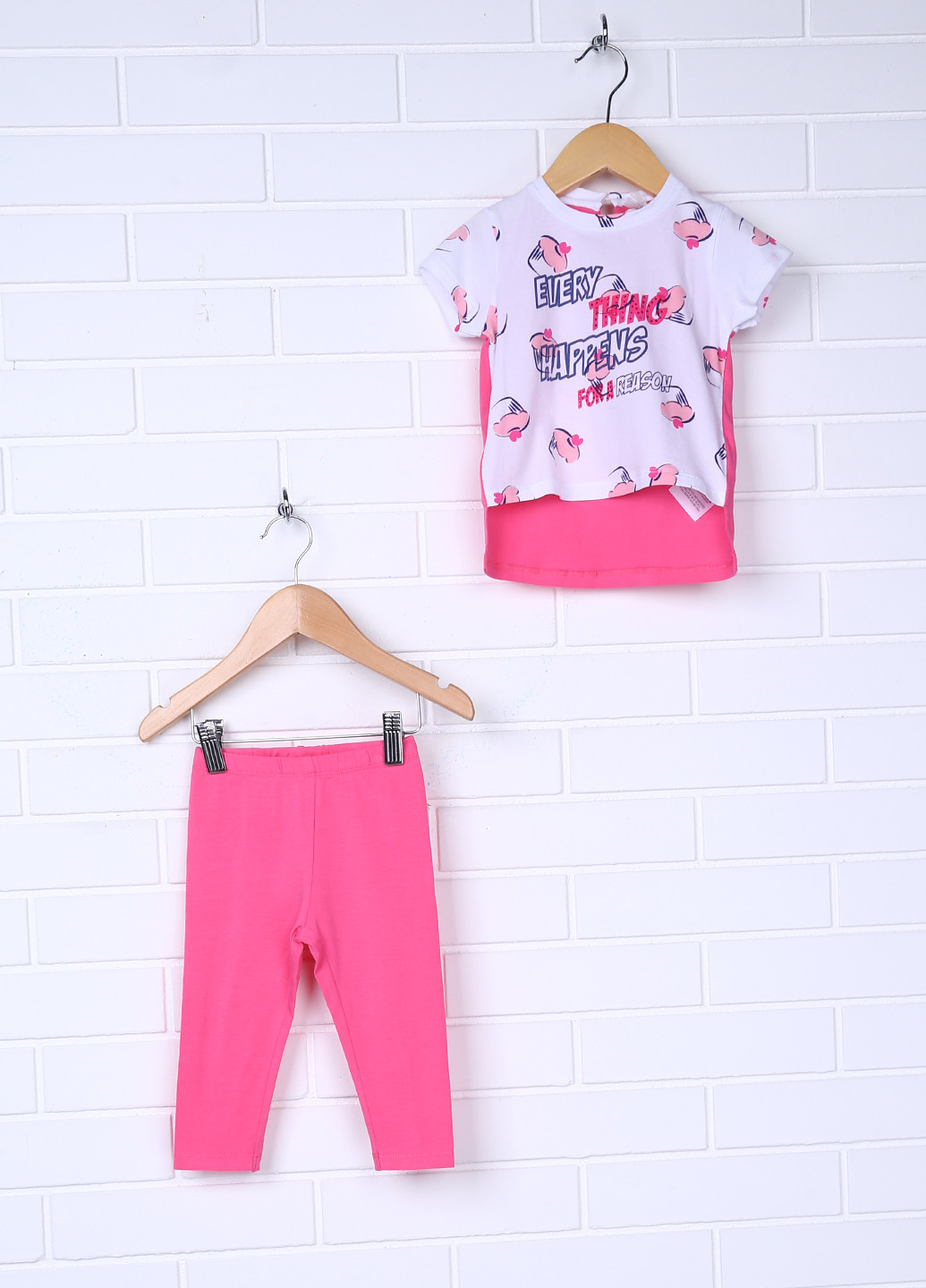 Розовый летний комплект (футболка, леггинсы) Gaialuna