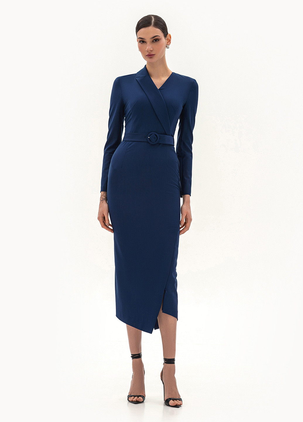 Индиго кэжуал платье на запах, футляр BGL однотонное