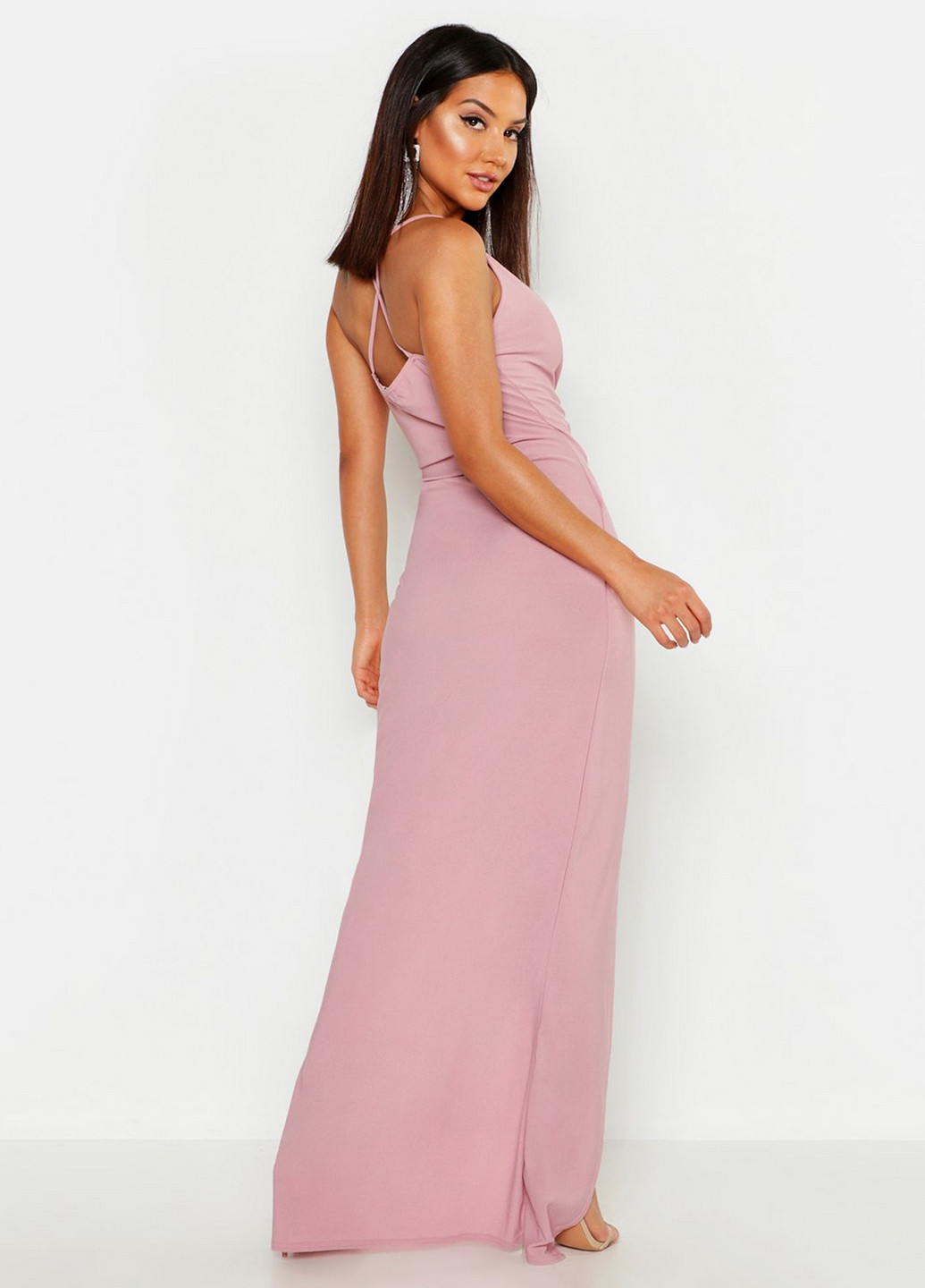 Сиреневое вечернее платье на запах Boohoo однотонное
