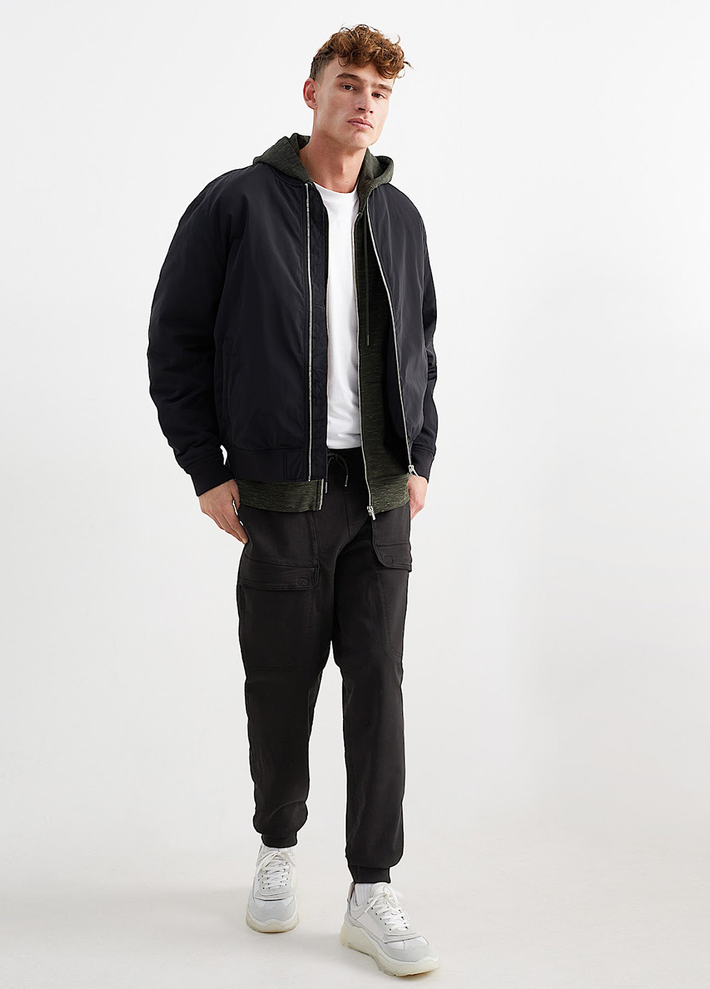 Черные кэжуал демисезонные зауженные, карго брюки C&A