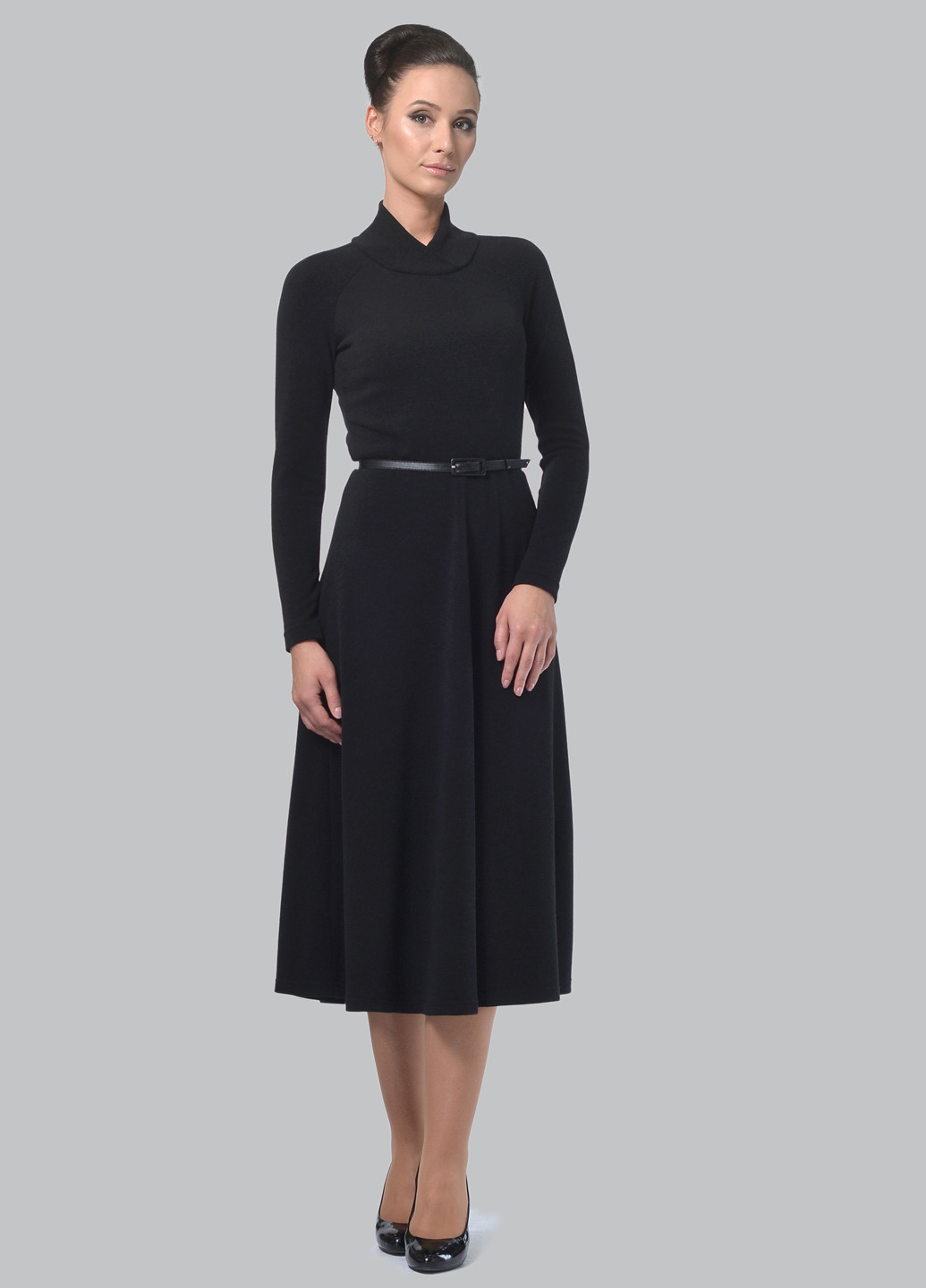 Черное деловое платье клеш Alika Kruss однотонное