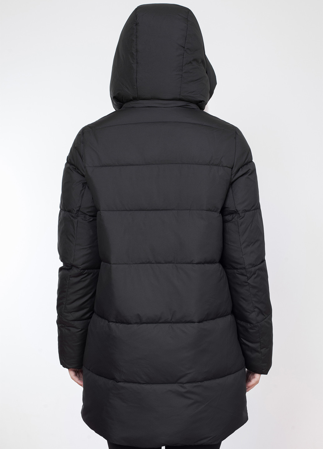 Чорна зимня куртка Qarlevar