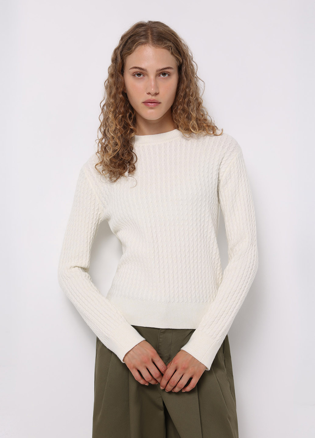 Молочный зимний джемпер джемпер Colin's