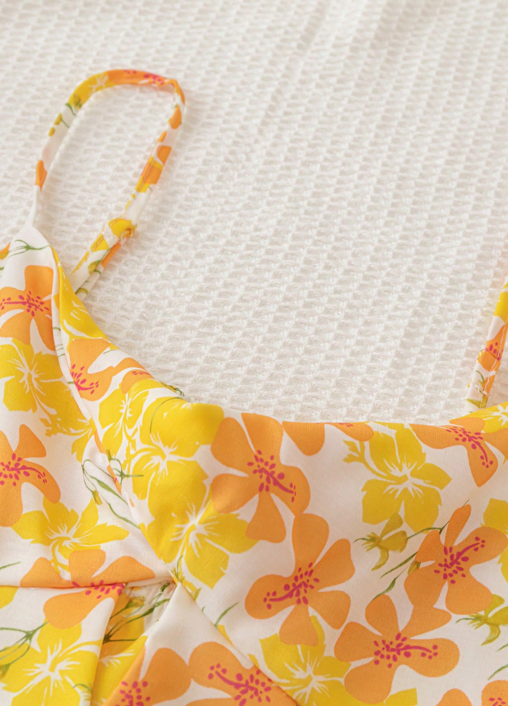 Комбинезон SHEIN комбинезон-шорты цветочный комбинированный кэжуал полиэстер