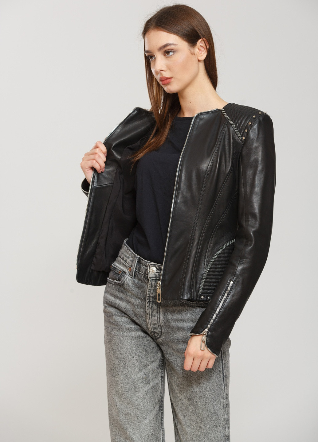 Чорна демісезонна куртка чорний Sacha Pacha