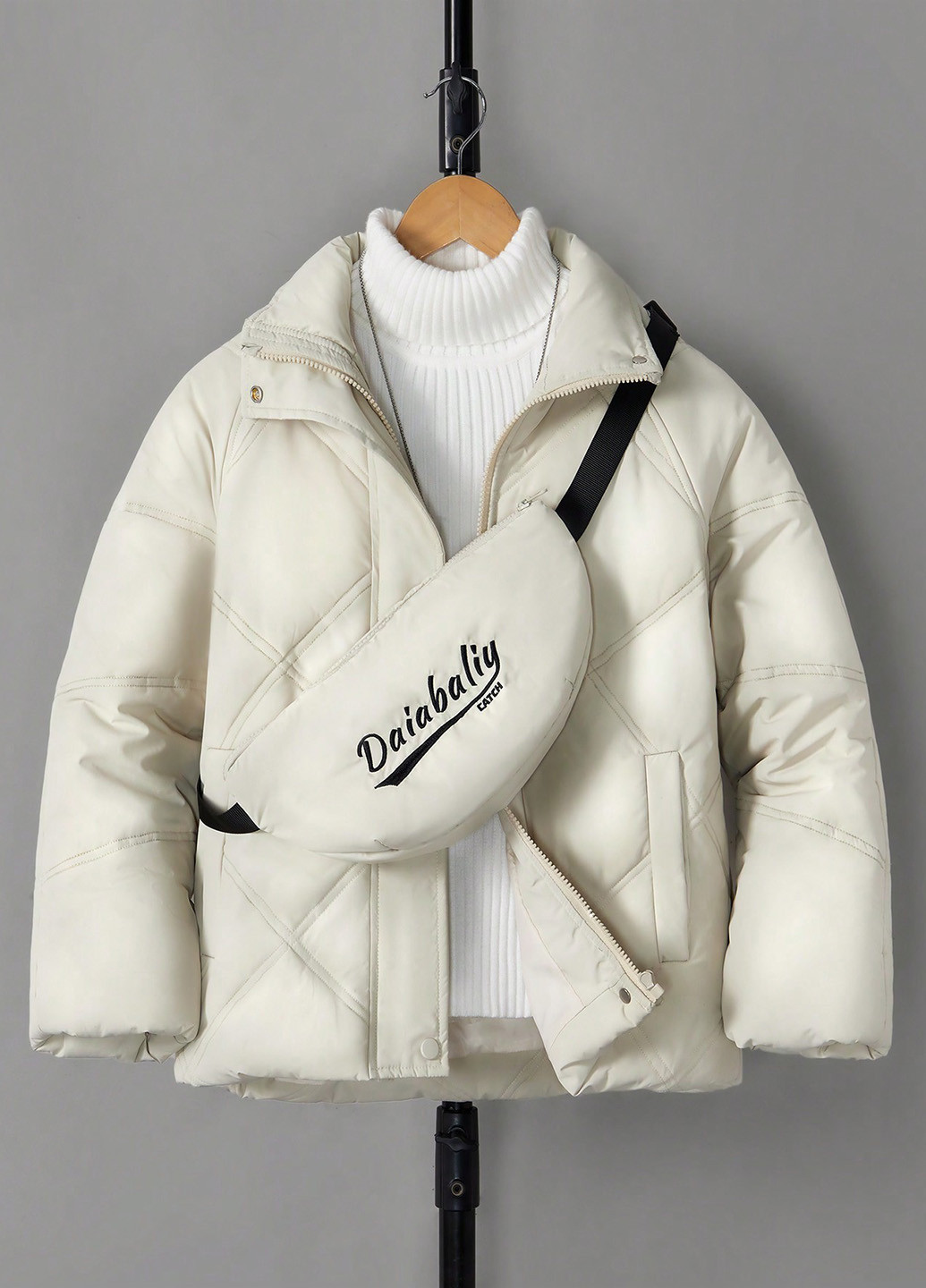 Молочна демісезонна комплект (куртка, сумка) SHEIN