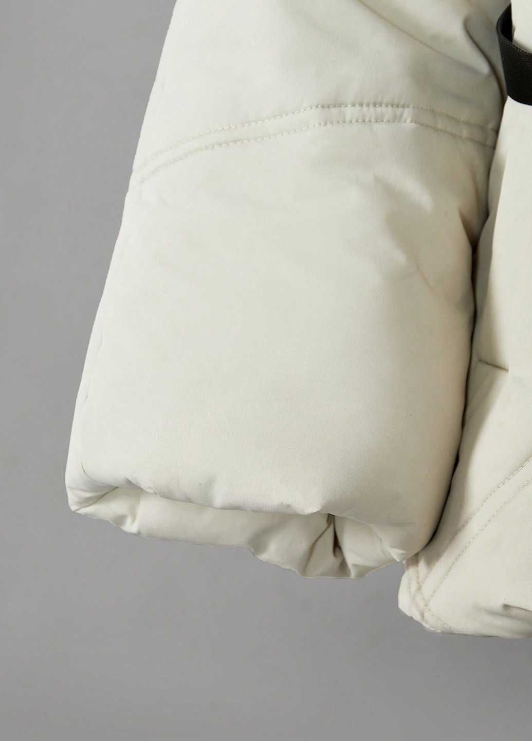 Молочна демісезонна комплект (куртка, сумка) SHEIN