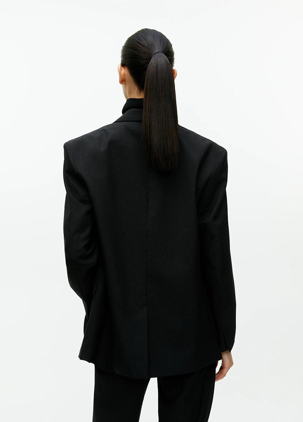 Черный женский жакет Arket однотонный - демисезонный