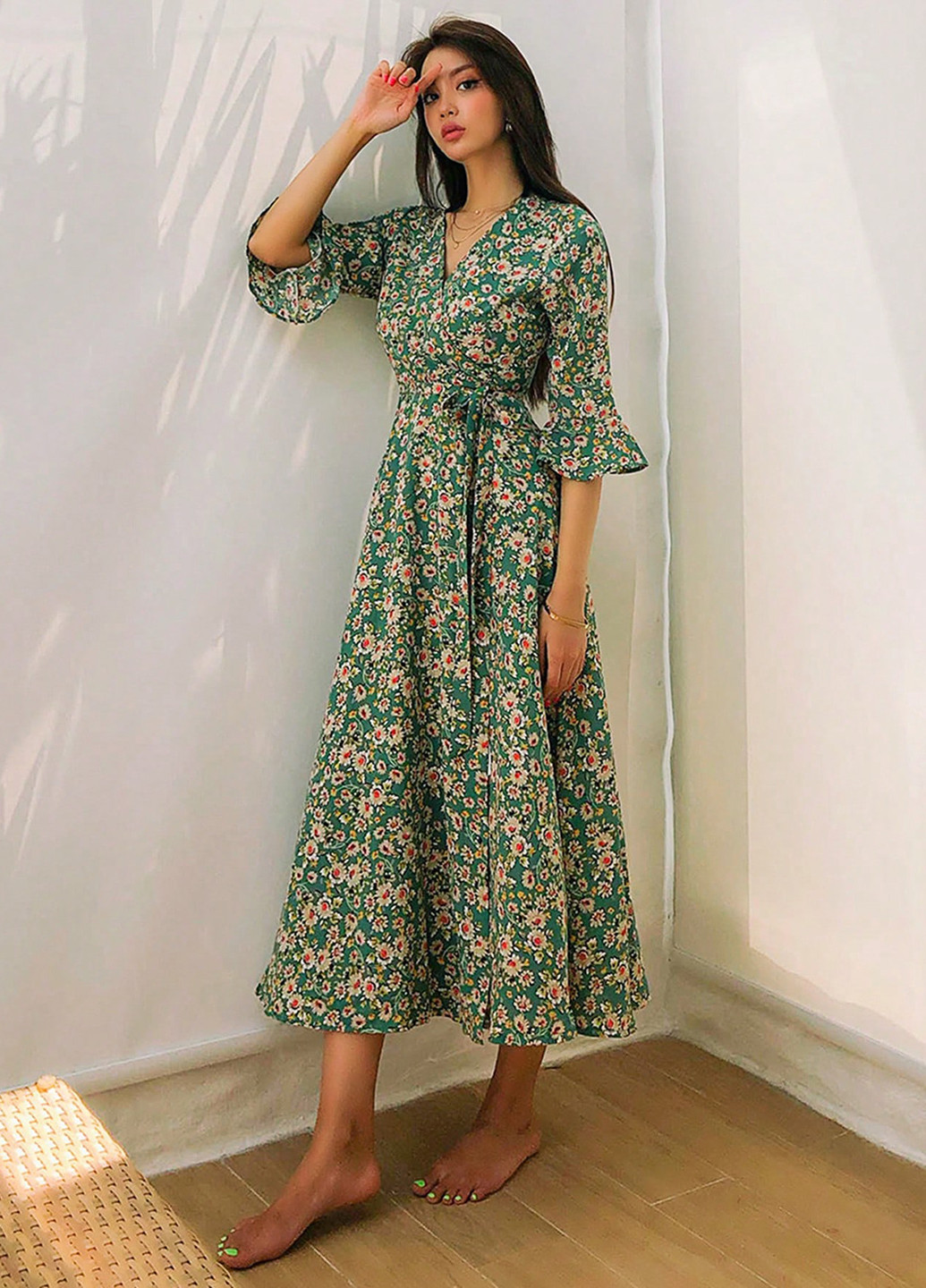 Зеленое домашнее, пляжное, кэжуал платье на запах, клеш SHEIN с цветочным принтом