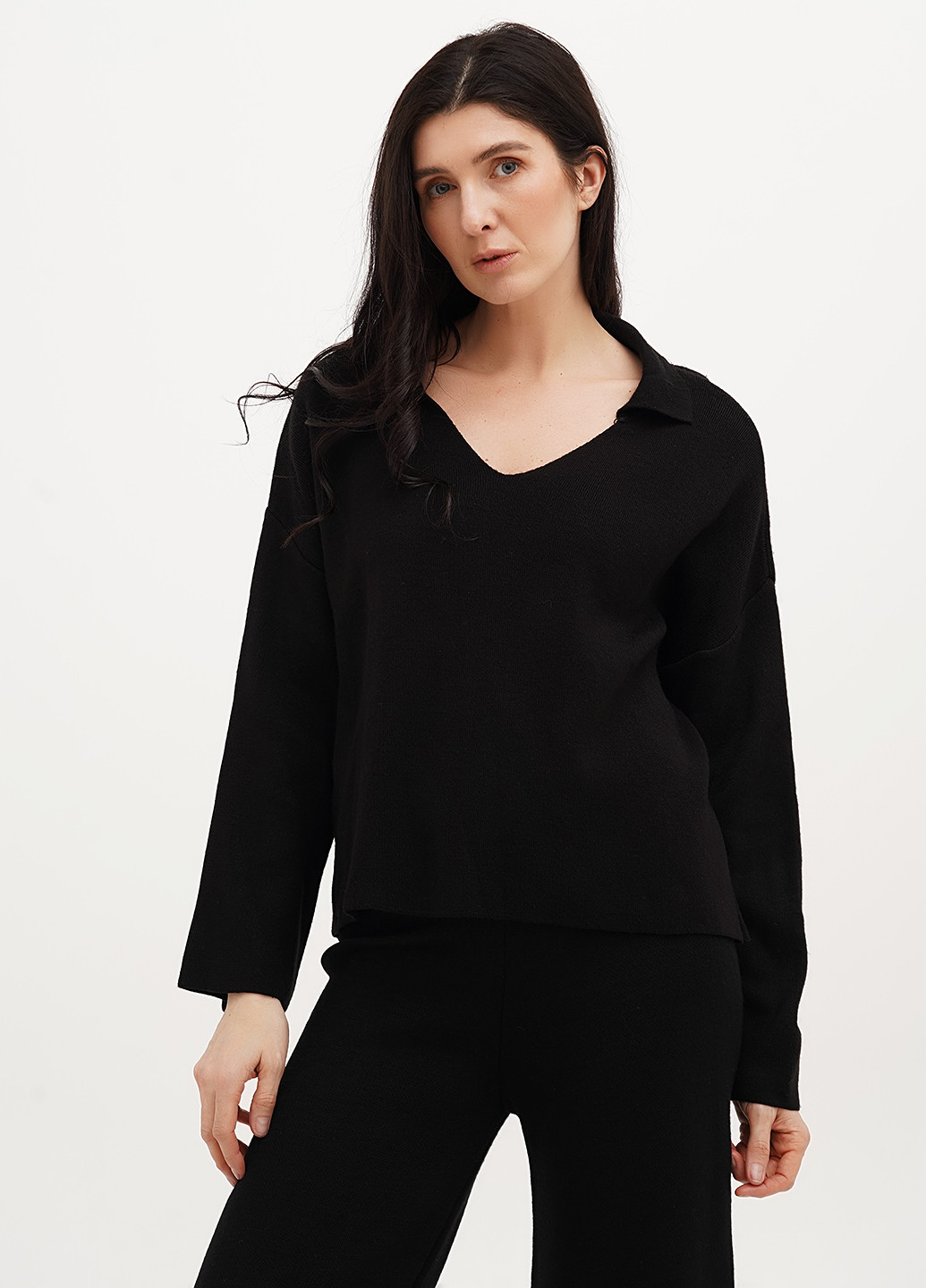 Черный демисезонный пуловер пуловер Vicolo