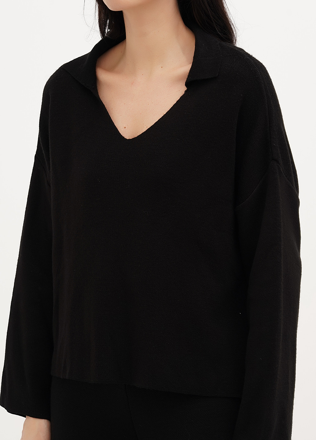 Черный демисезонный пуловер пуловер Vicolo