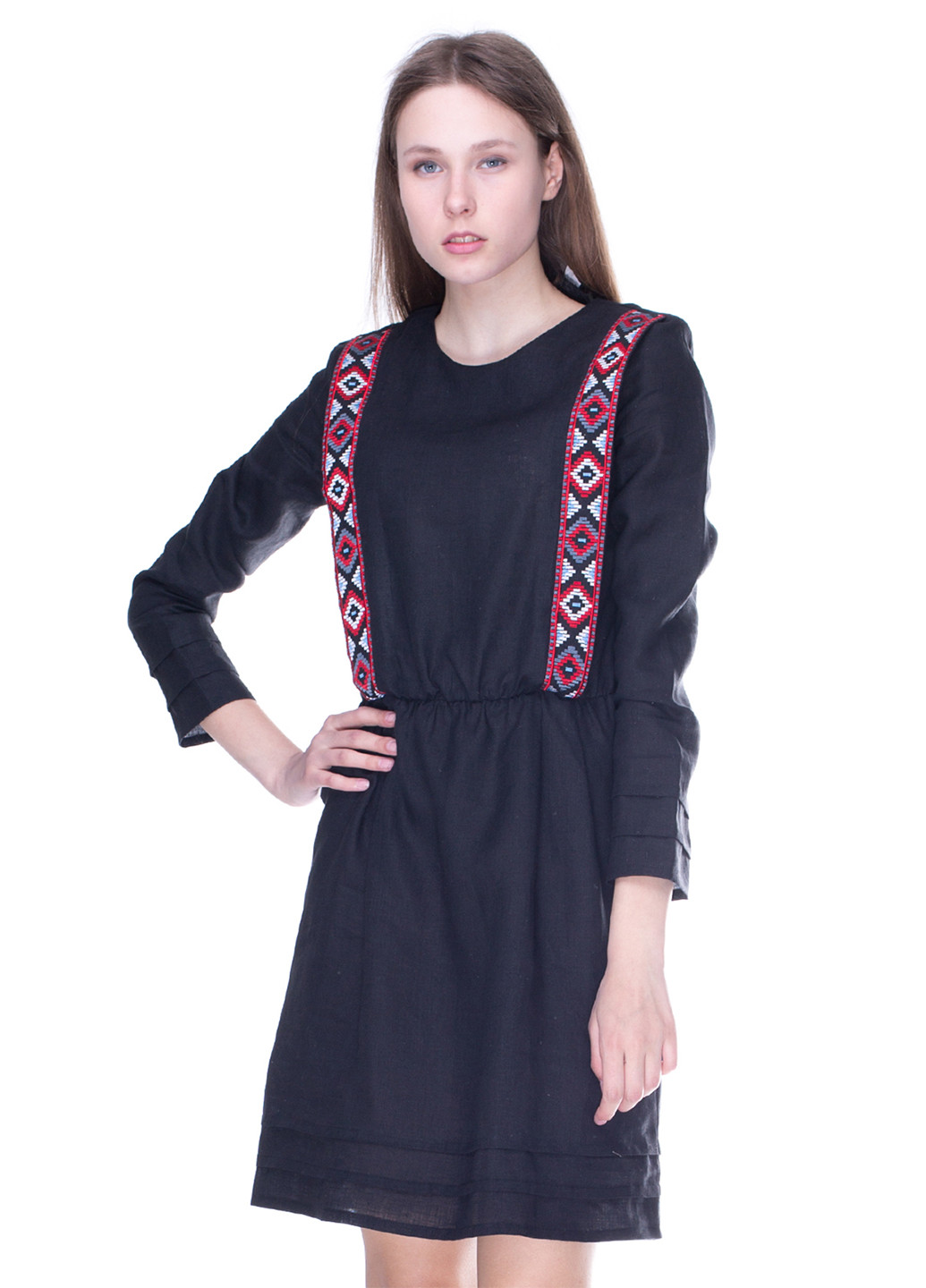 Черное кэжуал платье Vyshyvanka с орнаментом