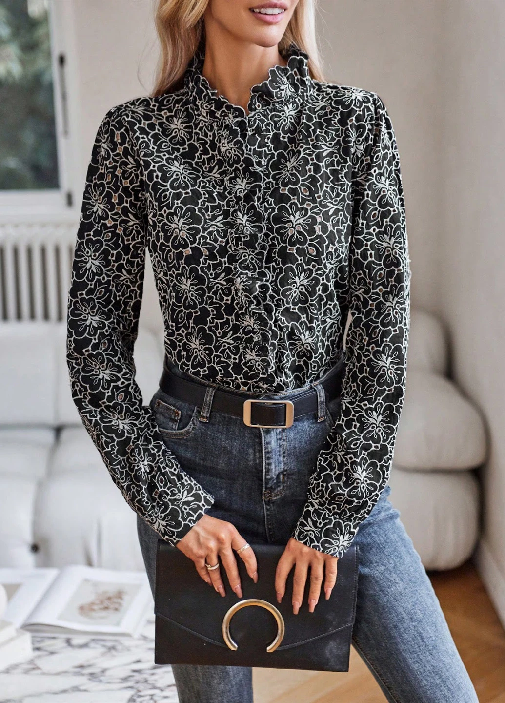 Чёрная блуза SHEIN