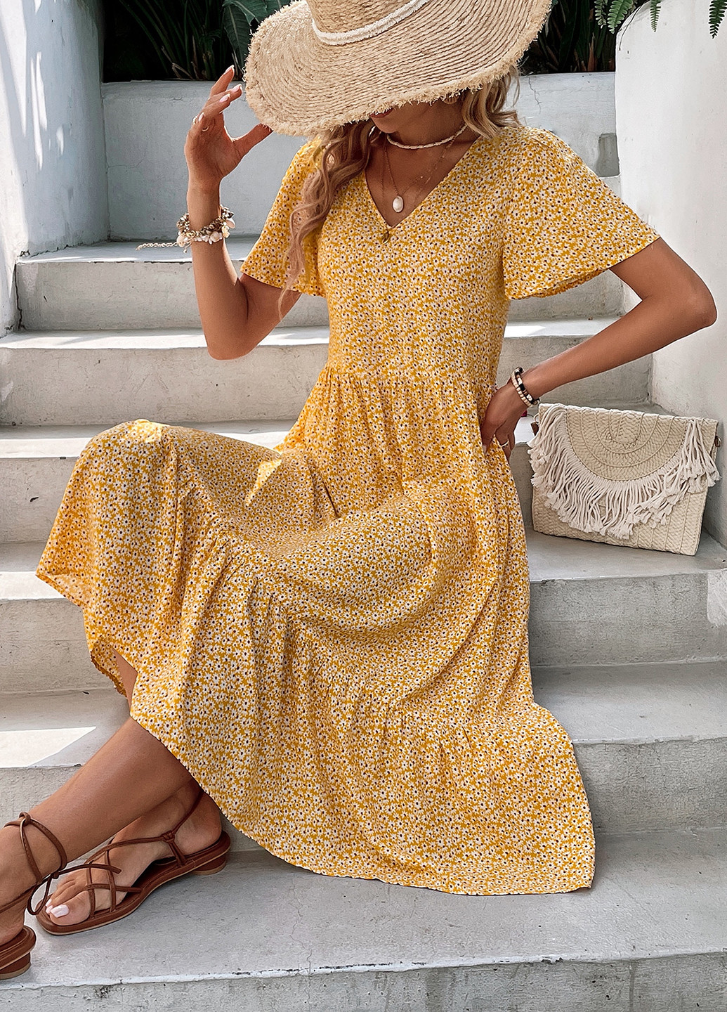 Горчичное кэжуал платье а-силуэт SHEIN с цветочным принтом