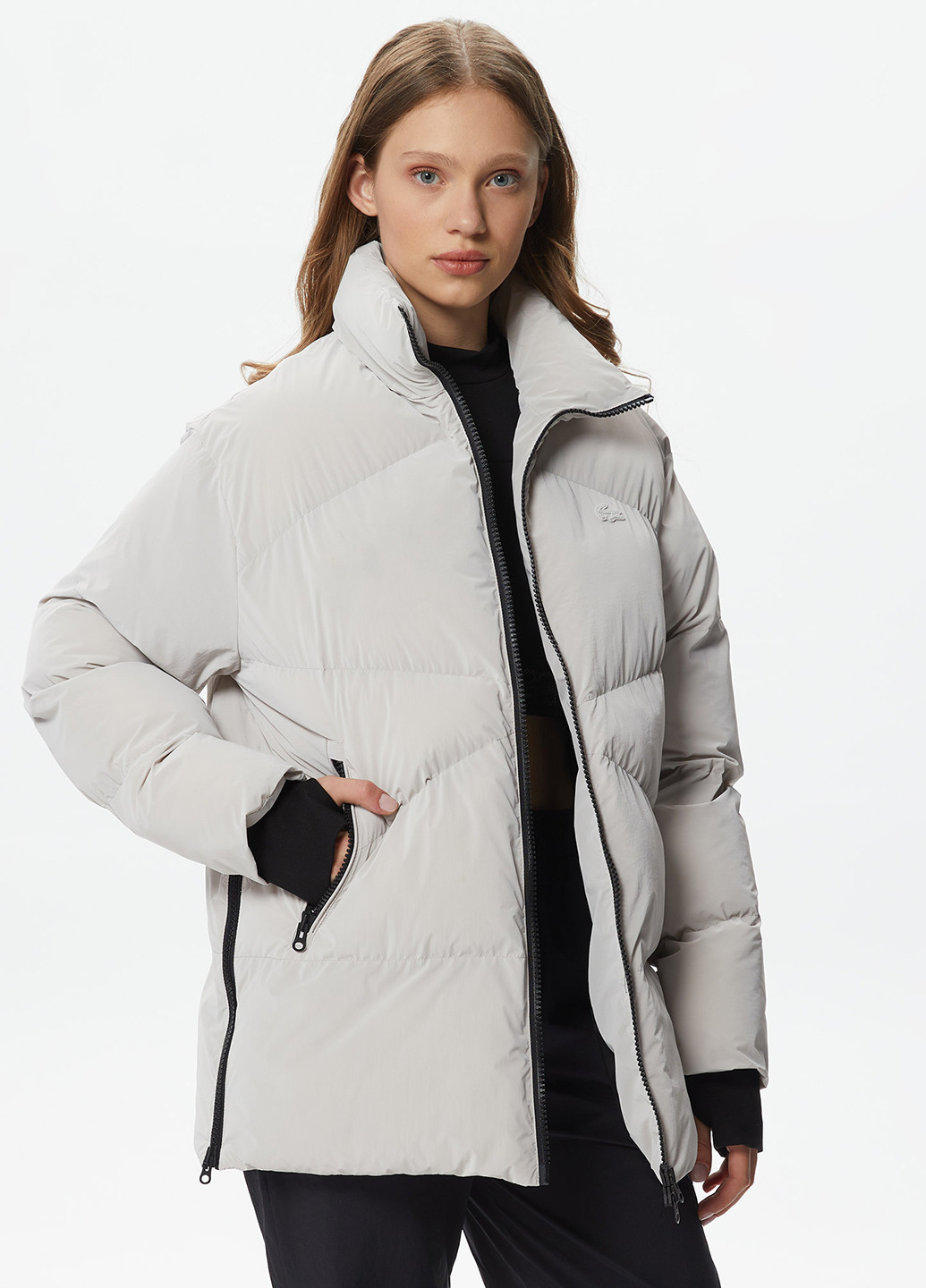 Светло-серая демисезонная куртка Lacoste