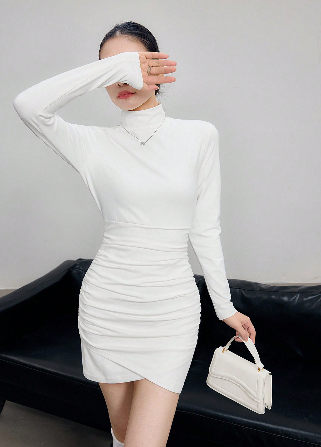 Белое кэжуал платье платье-водолазка SHEIN однотонное
