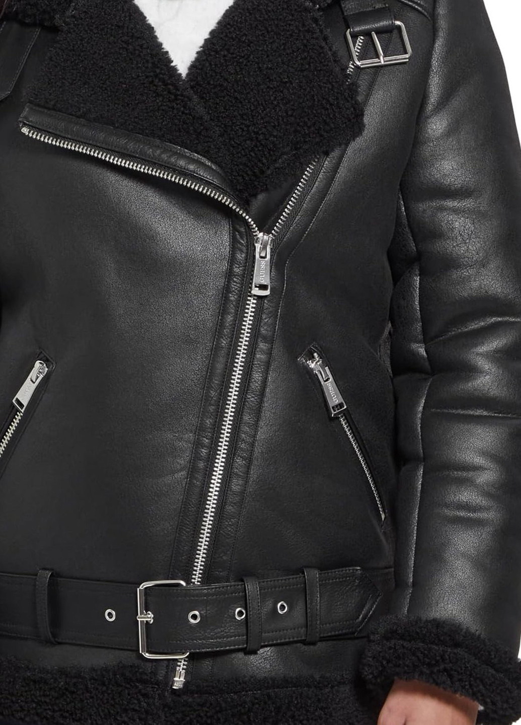 Чорна зимня куртка косуха Guess