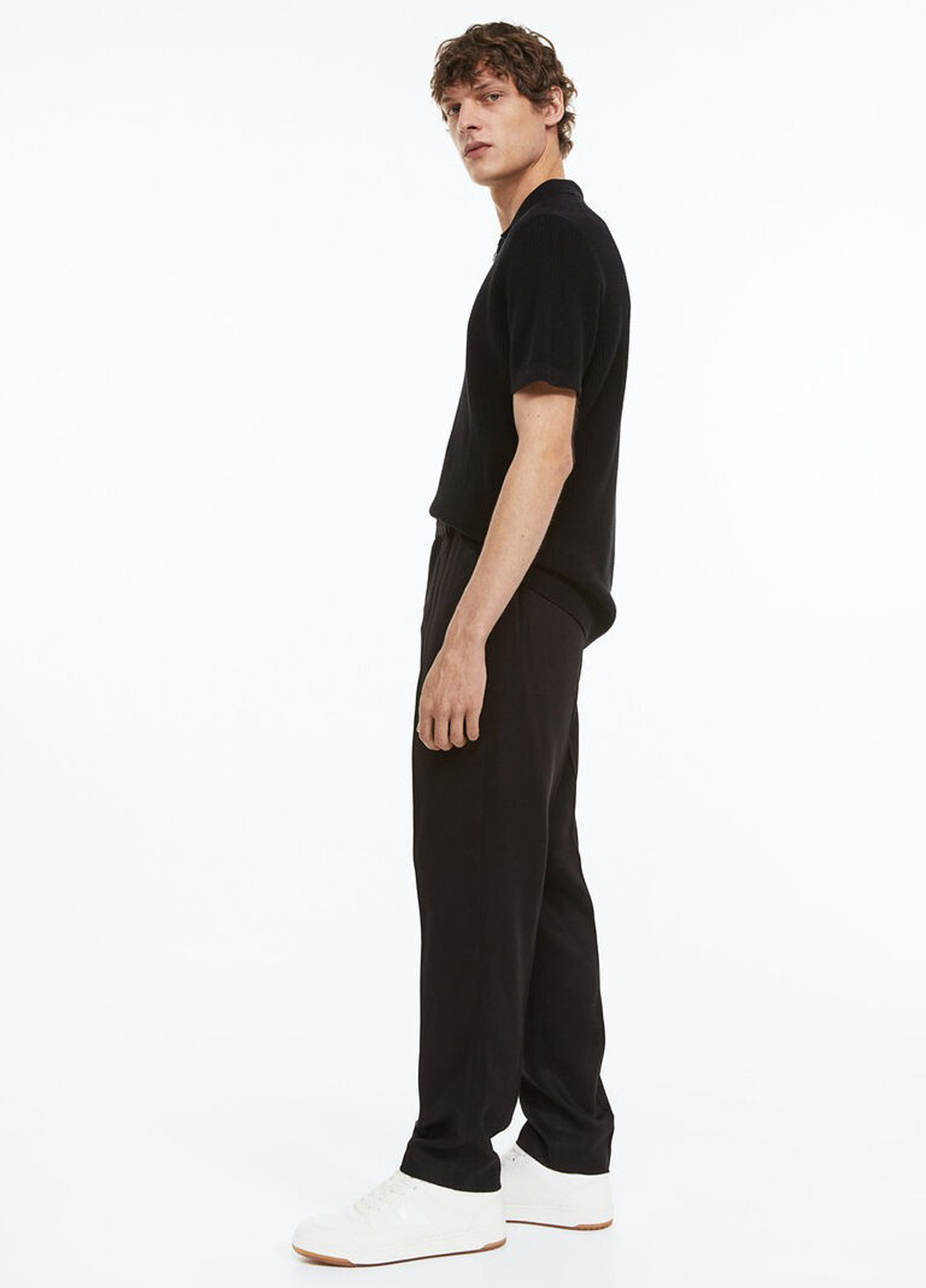 Черные классические демисезонные классические брюки H&M