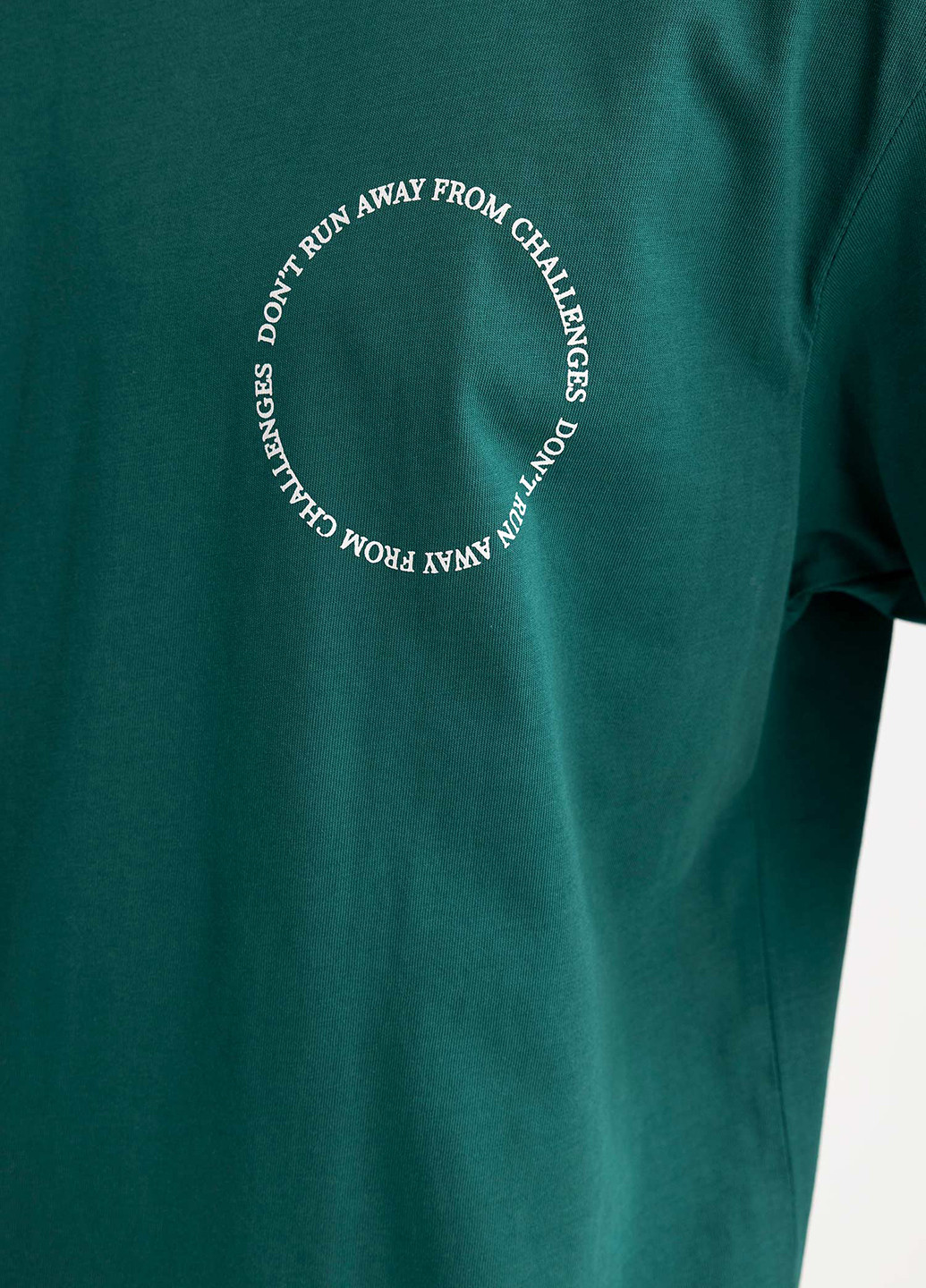 Зеленая футболка DeFacto