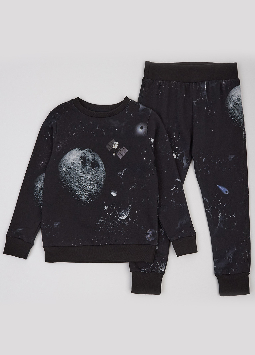 Чорний демісезонний комплект (светр, штани) ArDoMi