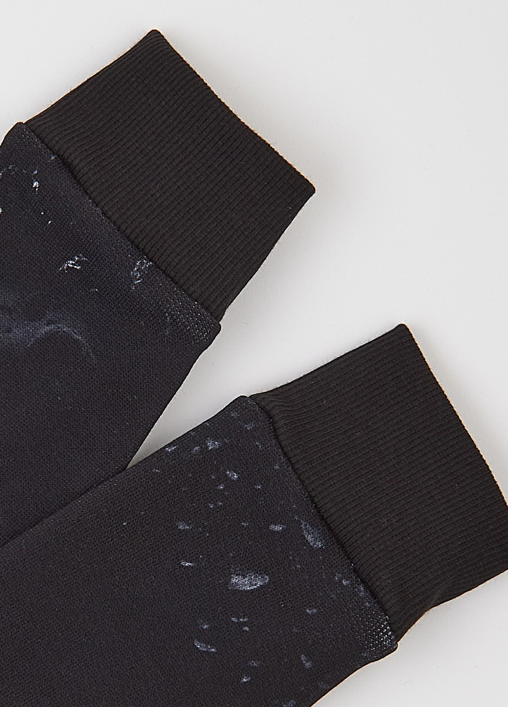 Чорний демісезонний комплект (светр, штани) ArDoMi