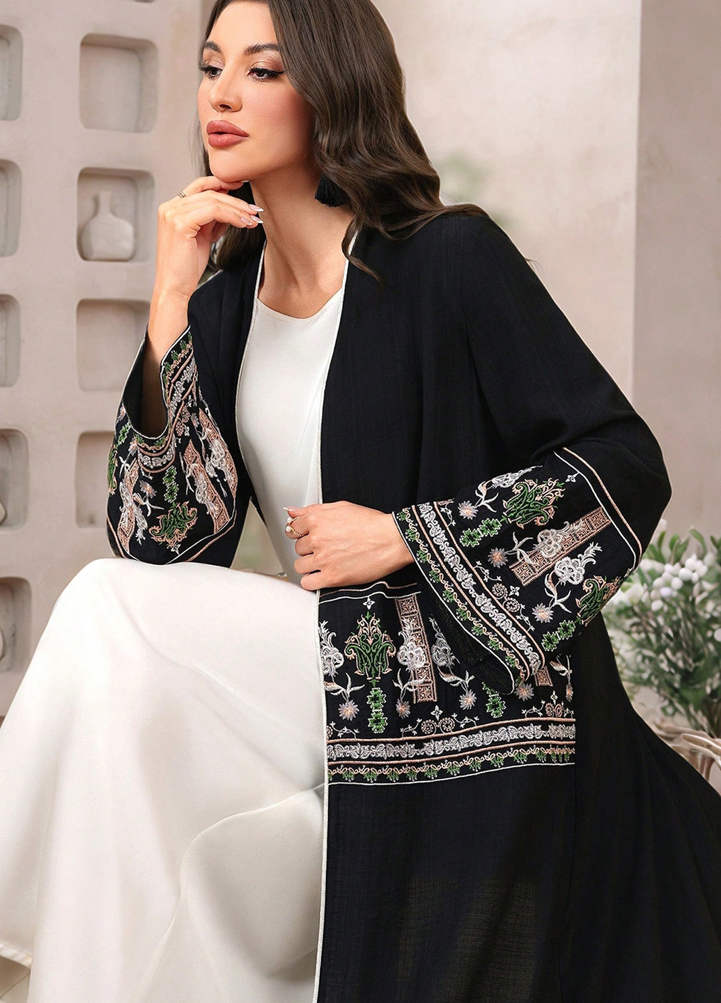 Чорна вечірня, кежуал сукня а-силует SHEIN з орнаментом