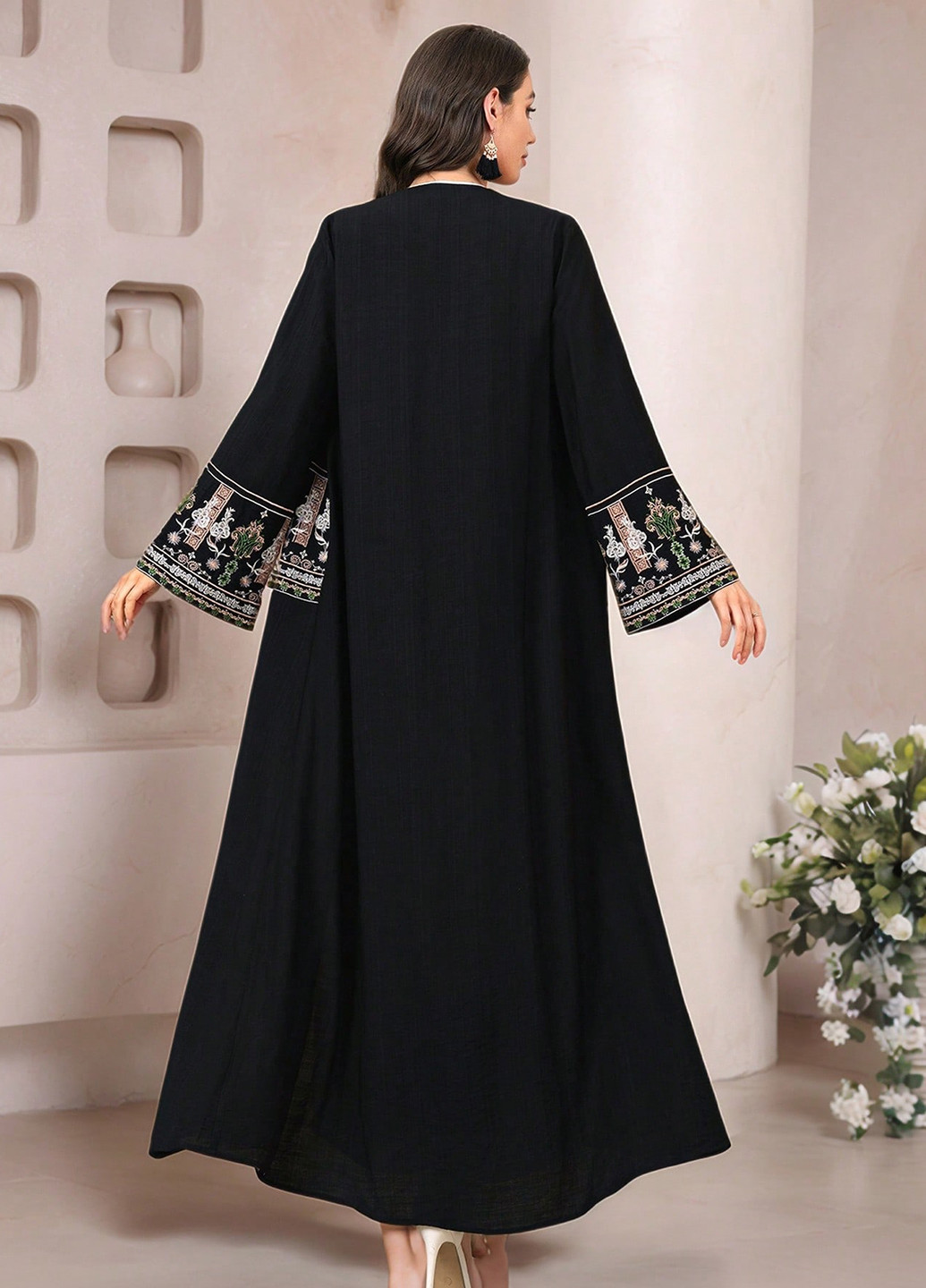 Чорна вечірня, кежуал сукня а-силует SHEIN з орнаментом