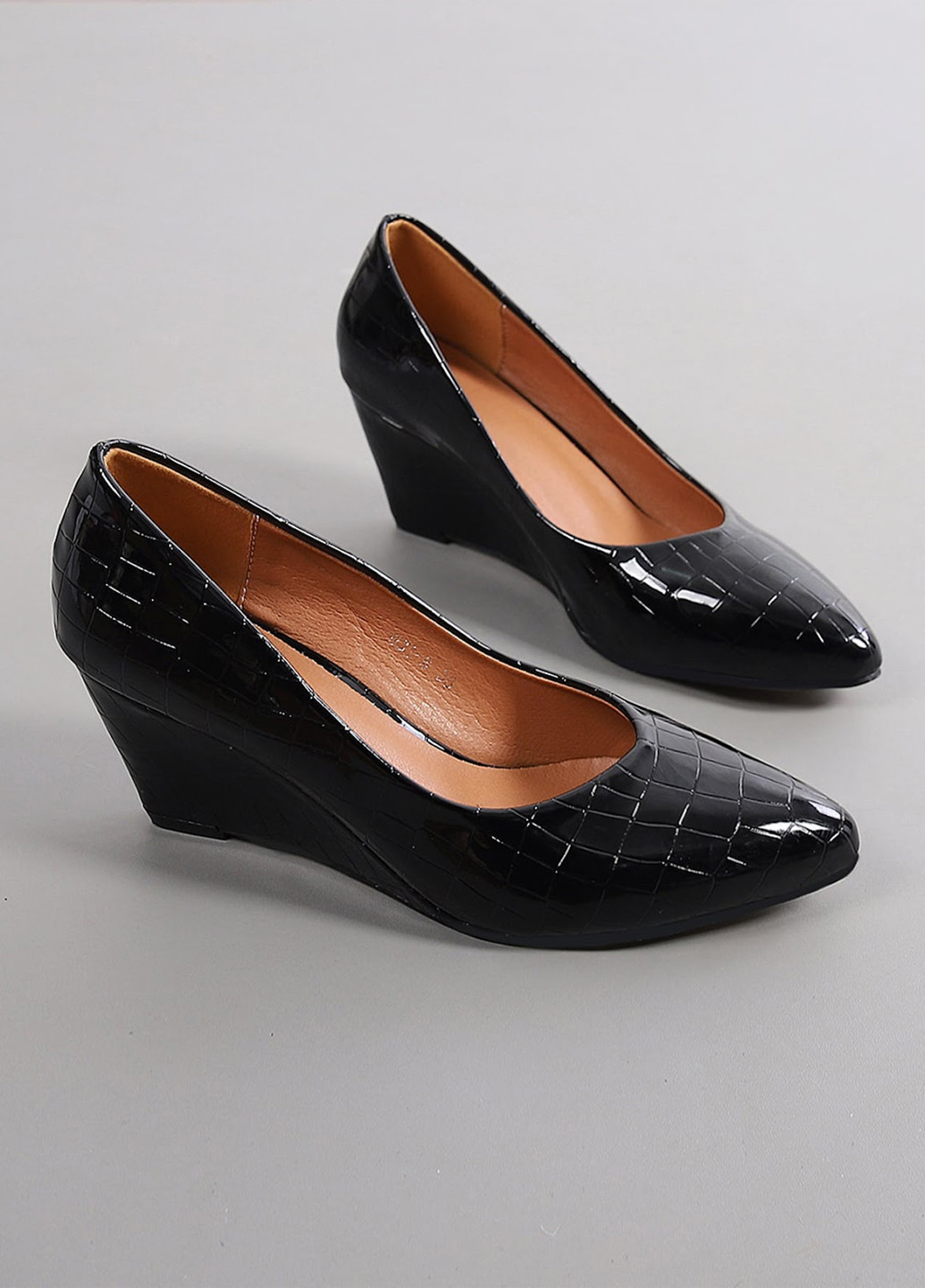 SHEIN Туфли лодочки черный з искусственная кожа, полиуретан, китай — демисезон (331110016)