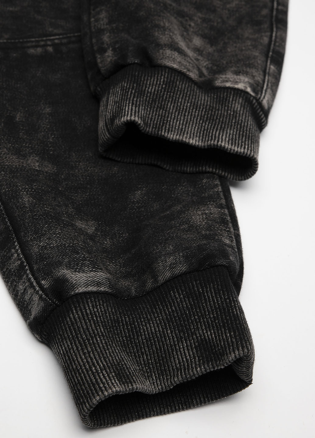 Черные спортивные демисезонные брюки джоггеры, зауженные Coccodrillo