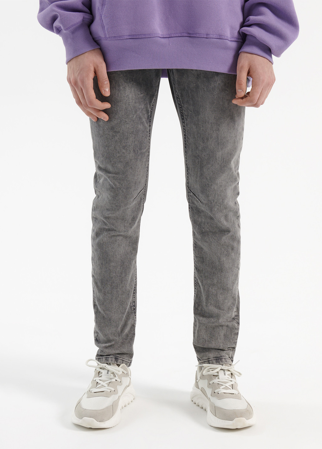 Серые демисезонные скинни джинсы House