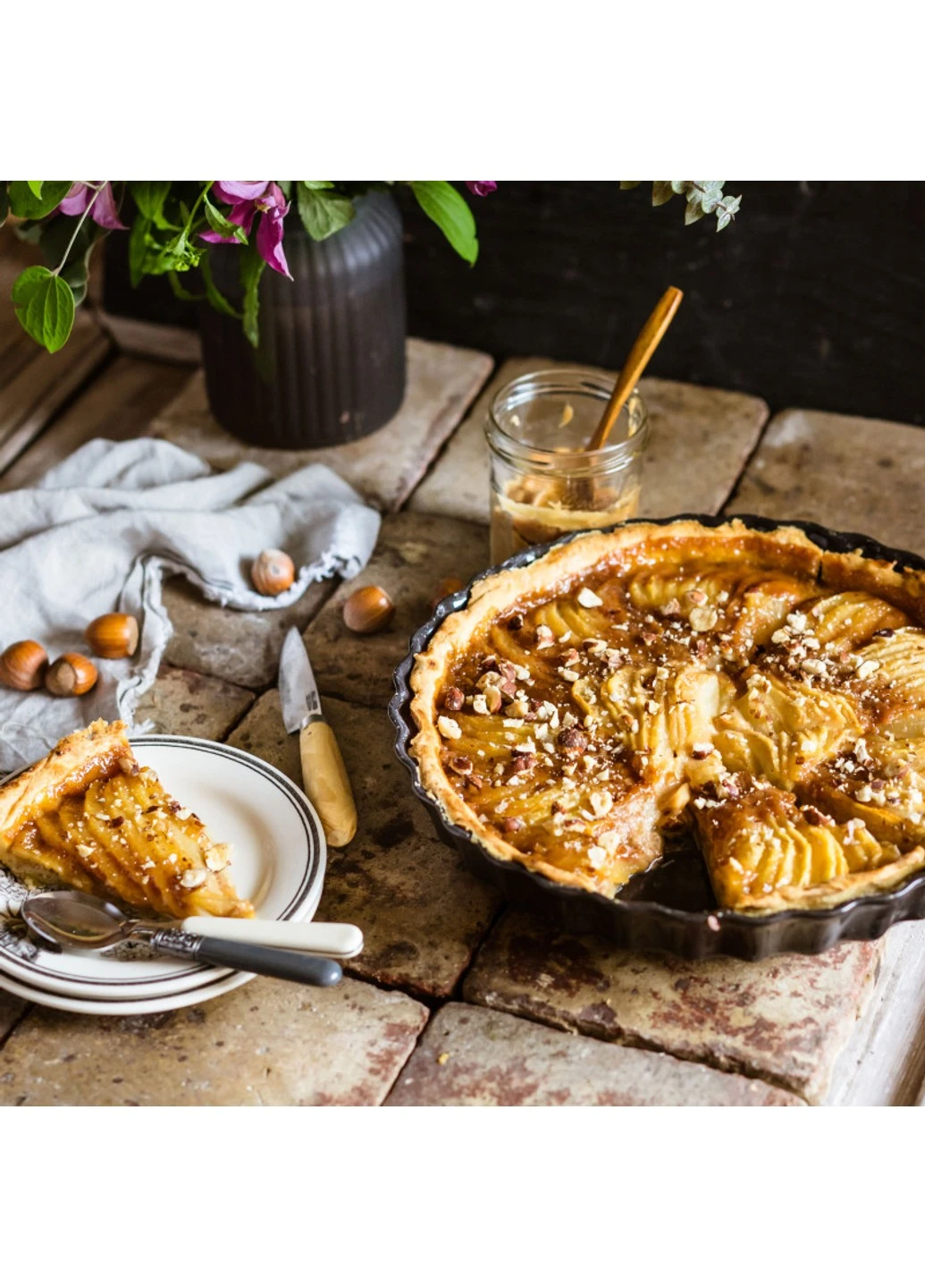 Форма для выпечки Ovenware 28 см оранжевая Emile Henry (255277489)