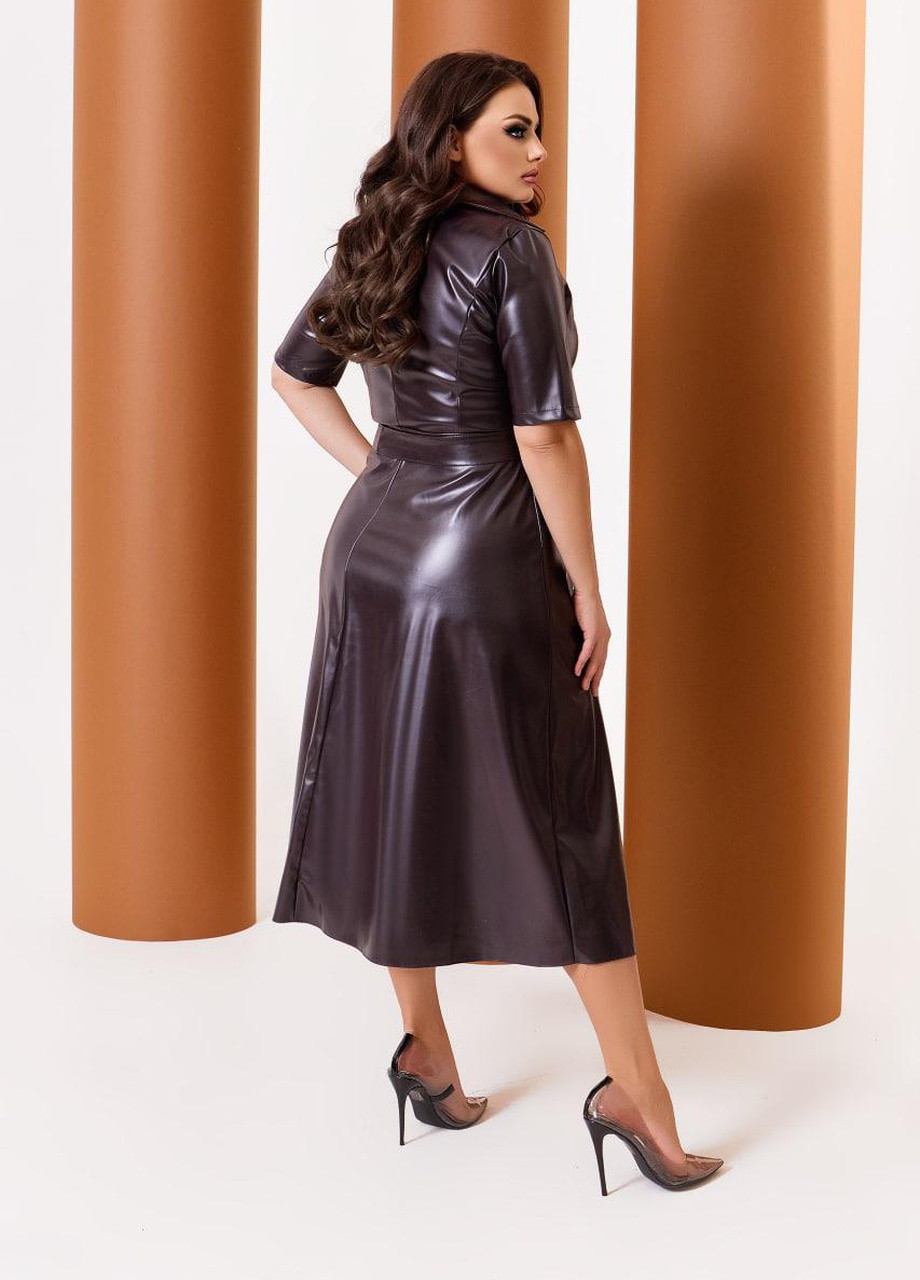 Темно-коричневое женское платье а силуэта из экокожи шоколадного цвета р.48/50 374704 New Trend