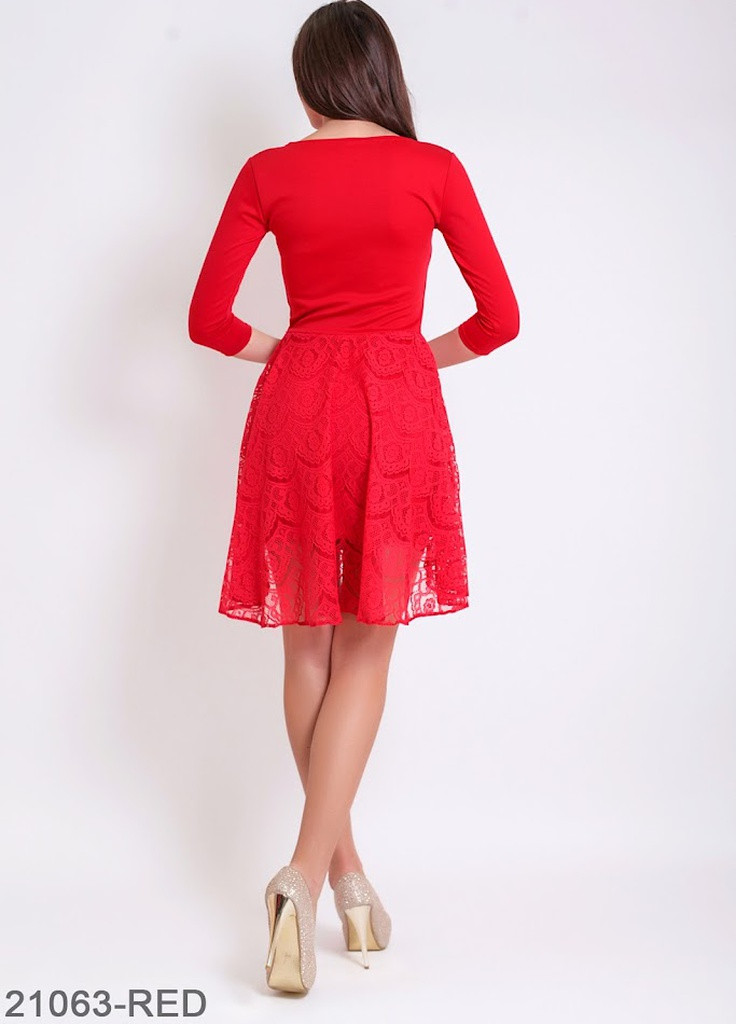 Червона кежуал ошатне плаття-футляр c асиметричною басків з гіпюру marena червоний Podium однотонна