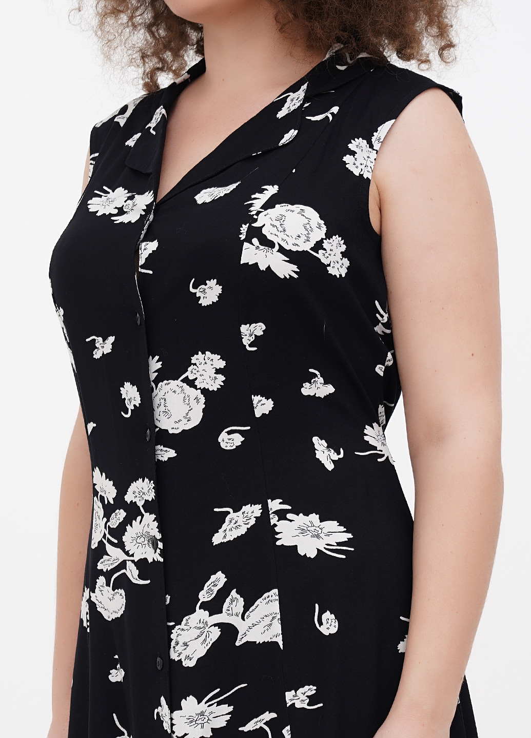 Черное кэжуал платье рубашка Minus с цветочным принтом