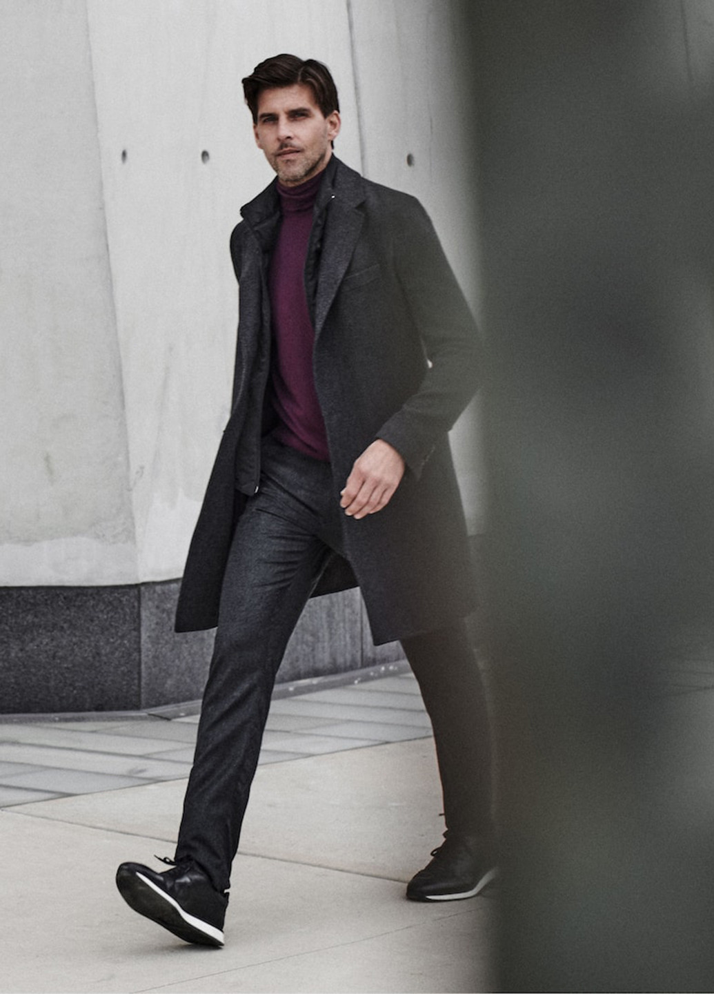 Черное демисезонное Пальто однобортное Massimo Dutti