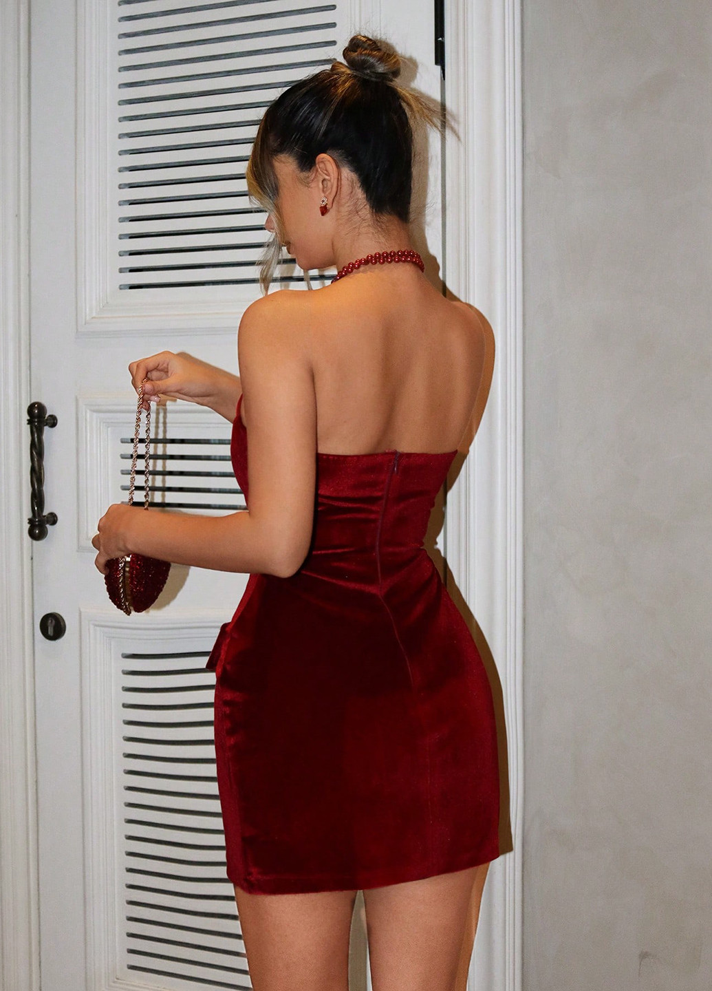 Червона коктейльна сукня силуетна SHEIN однотонна