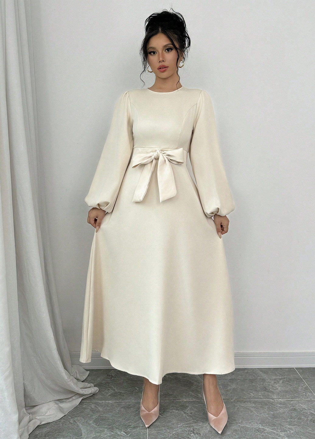 Молочное кэжуал платье а-силуэт SHEIN однотонное